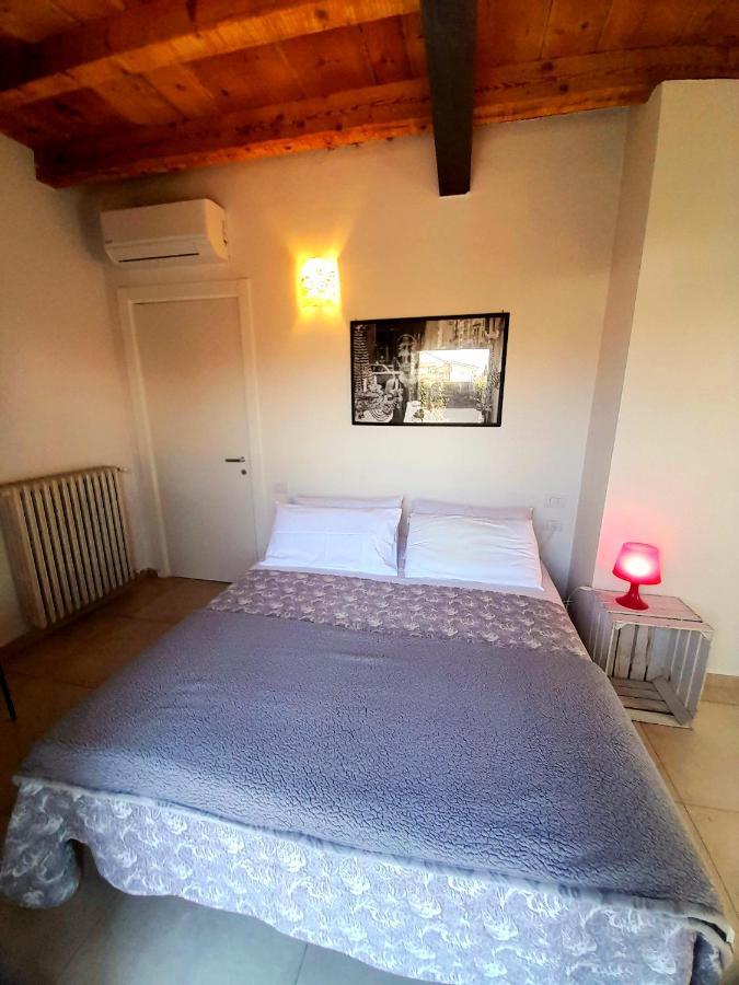 Les Amis Apartment เปสเคียรา เดล การ์ดา ภายนอก รูปภาพ